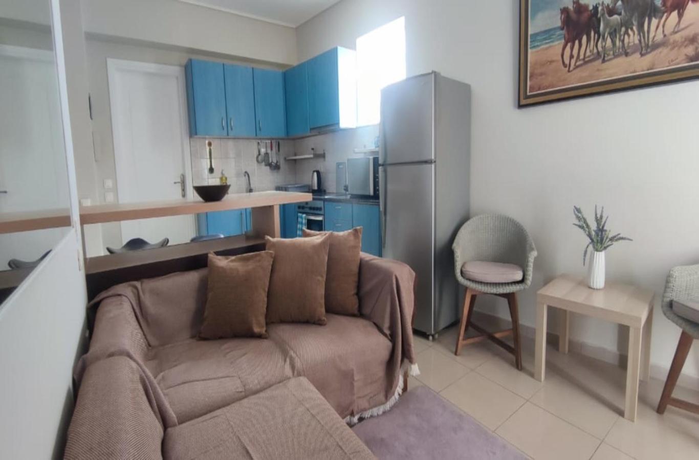 Apartment In A Quiet Location. アテネ エクステリア 写真
